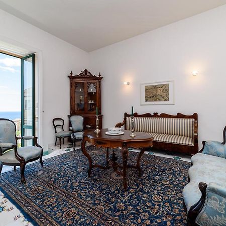 Amalfi Coast Family Luxury Suite Vietri Eksteriør bilde