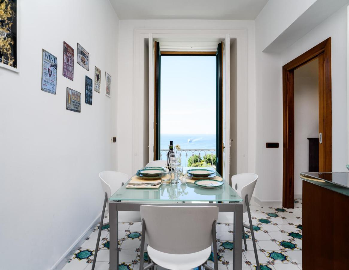 Amalfi Coast Family Luxury Suite Vietri Eksteriør bilde