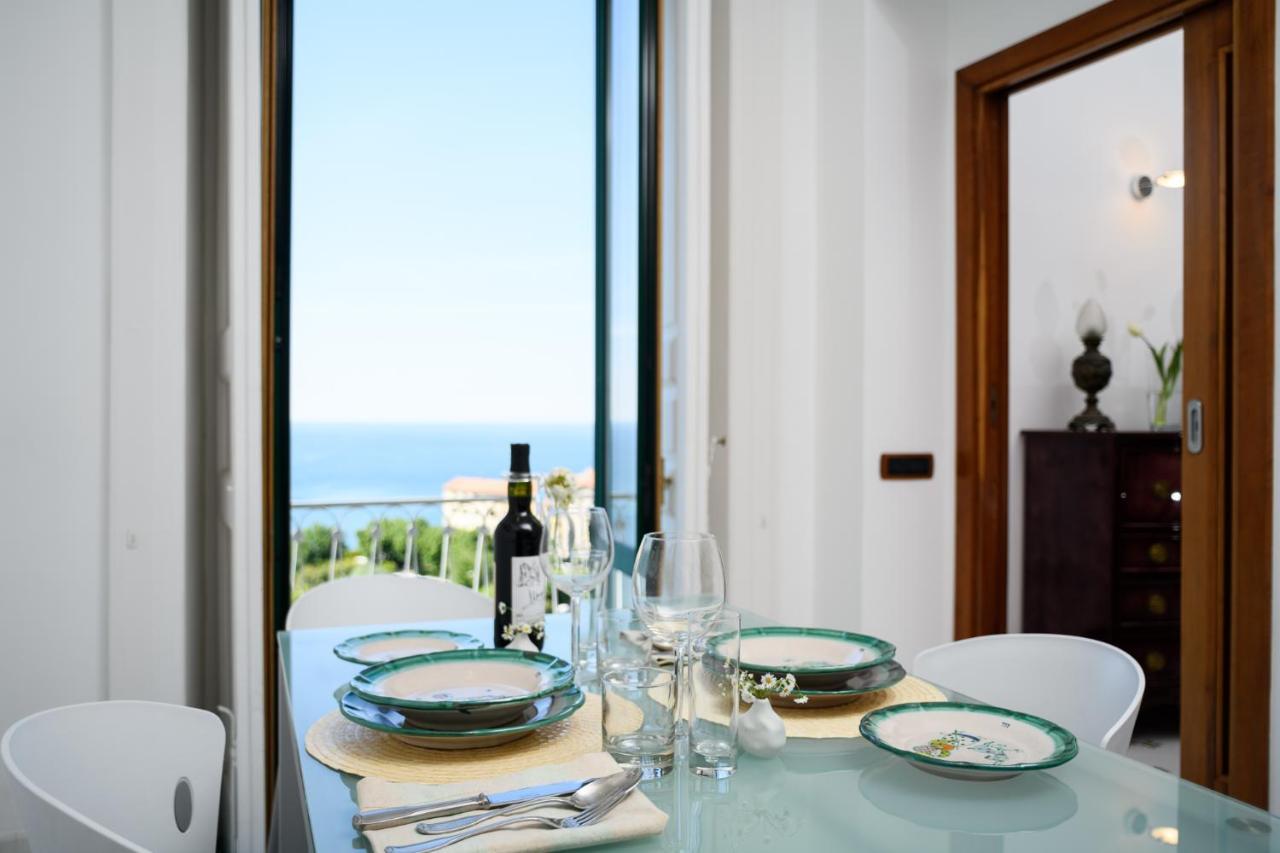 Amalfi Coast Family Luxury Suite Vietri Eksteriør bilde