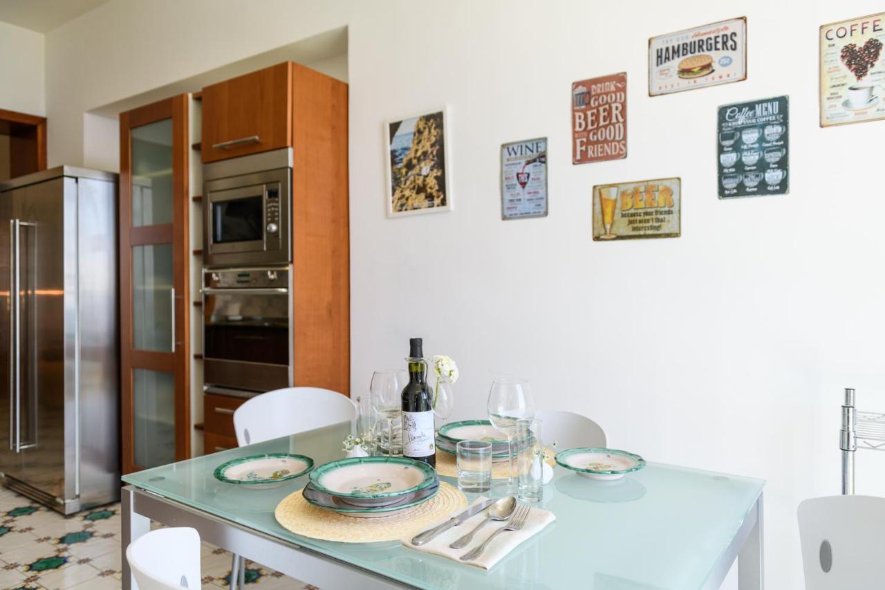 Amalfi Coast Family Luxury Suite Vietri Eksteriør bilde