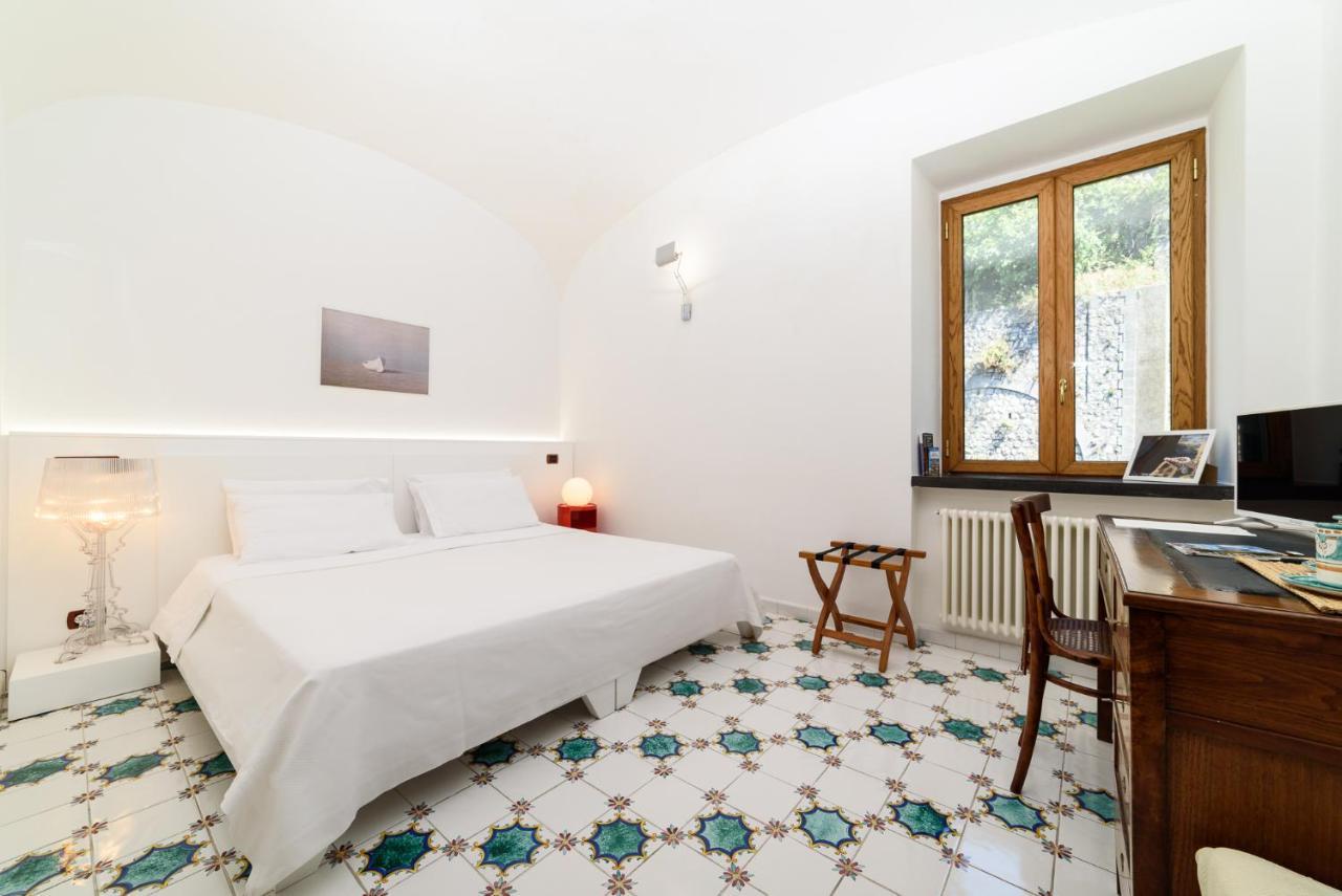 Amalfi Coast Family Luxury Suite Vietri Eksteriør bilde