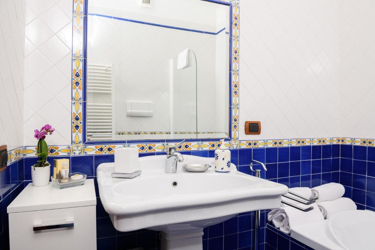 Amalfi Coast Family Luxury Suite Vietri Eksteriør bilde