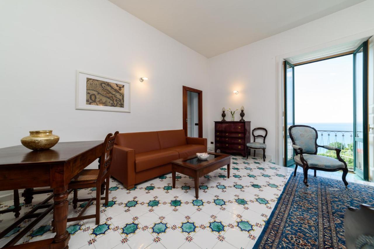 Amalfi Coast Family Luxury Suite Vietri Eksteriør bilde