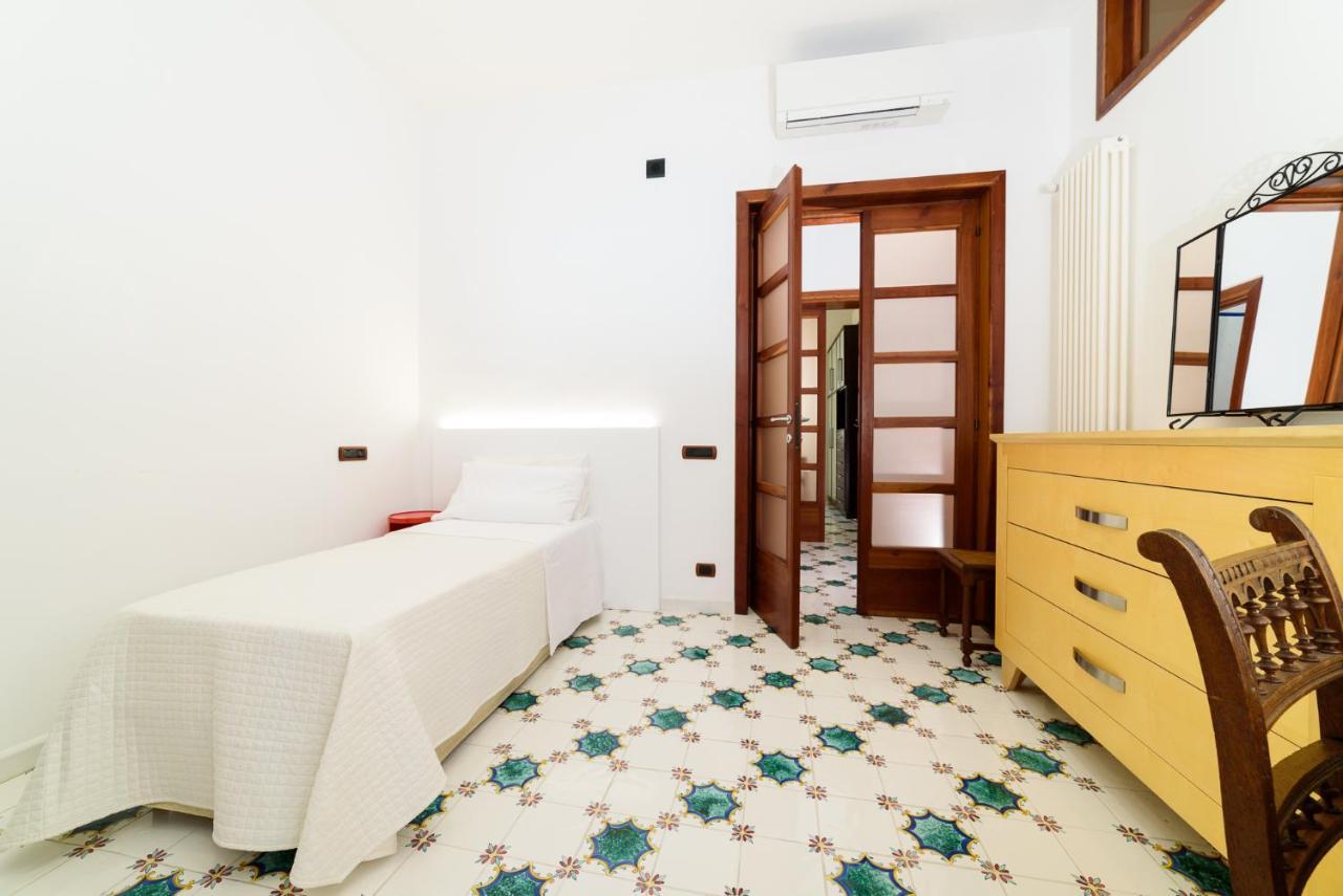 Amalfi Coast Family Luxury Suite Vietri Eksteriør bilde